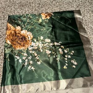 Floral Silk wildrag with Green and Gold Accents